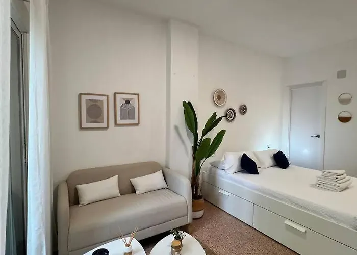 Estudios Con Encanto